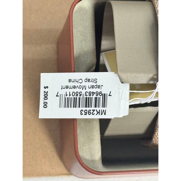 Michael Kors MK2953 Addyson Quartz Rose Dial Ladies Watch - Picture 5 of 5